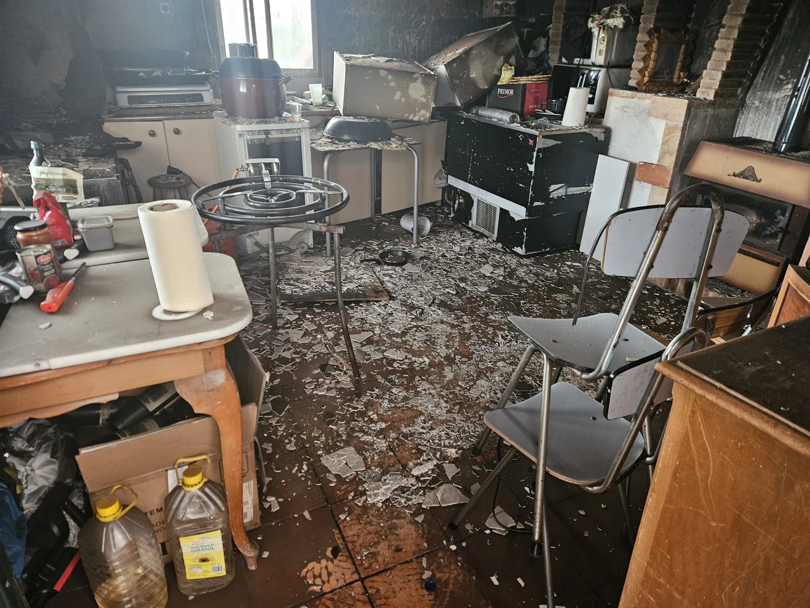 Daños reales tras incendio en un inmueble tratados por ABC Limpiezas